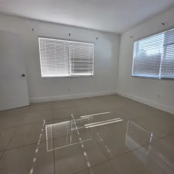 Ground-Floor Income Apartment