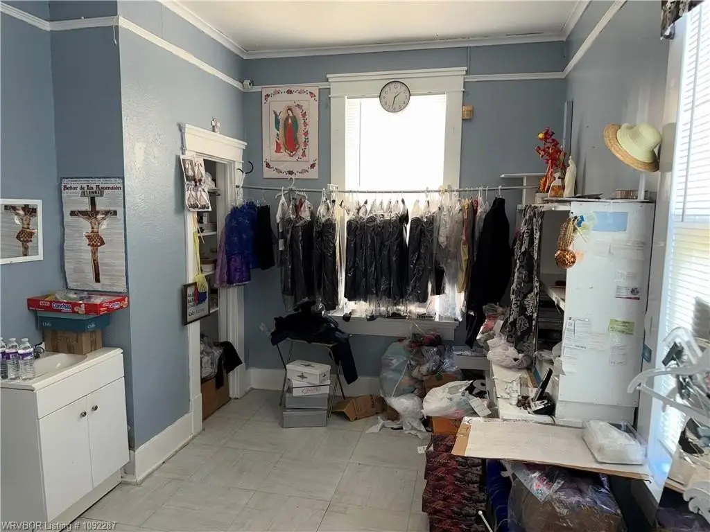 Picture 10