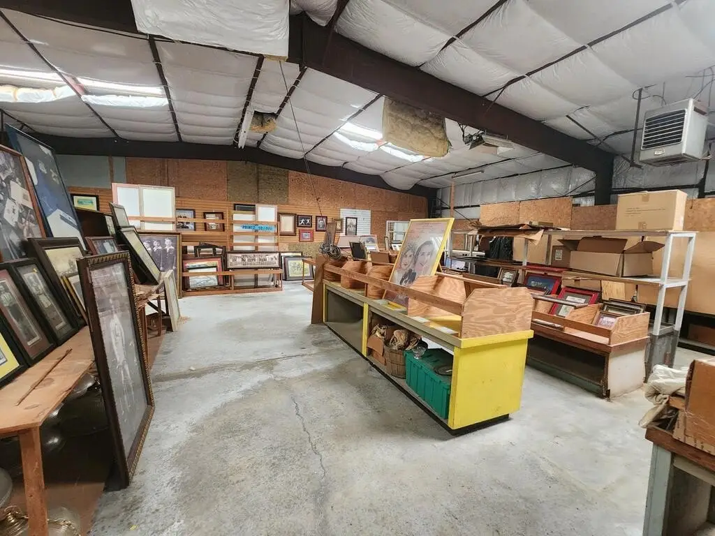 Picture 16