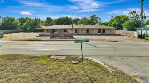 6-Unit Motel with Kitchenettes