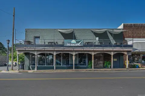 Mena, AR Tap Room Restaurant