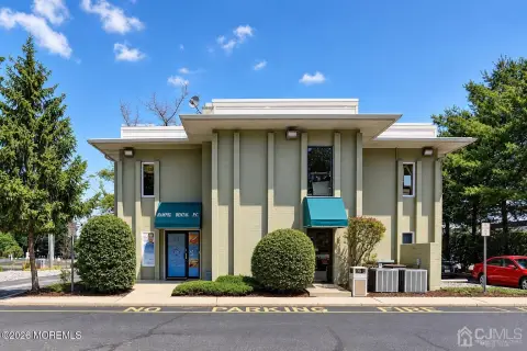 Renovated Office Unit