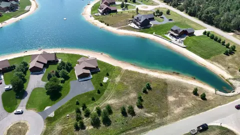 Lakefront Lot on Island Lake