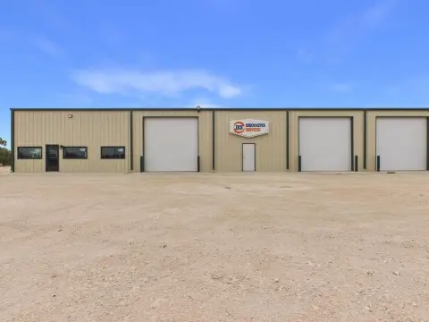 Flex Space with Office and Shop