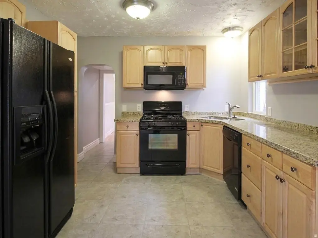 Picture 9