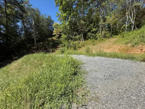 Unrestricted Lot with Mountain View