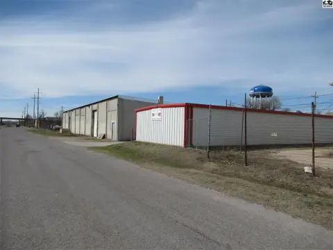 Hutchinson Commercial Property with Warehouse