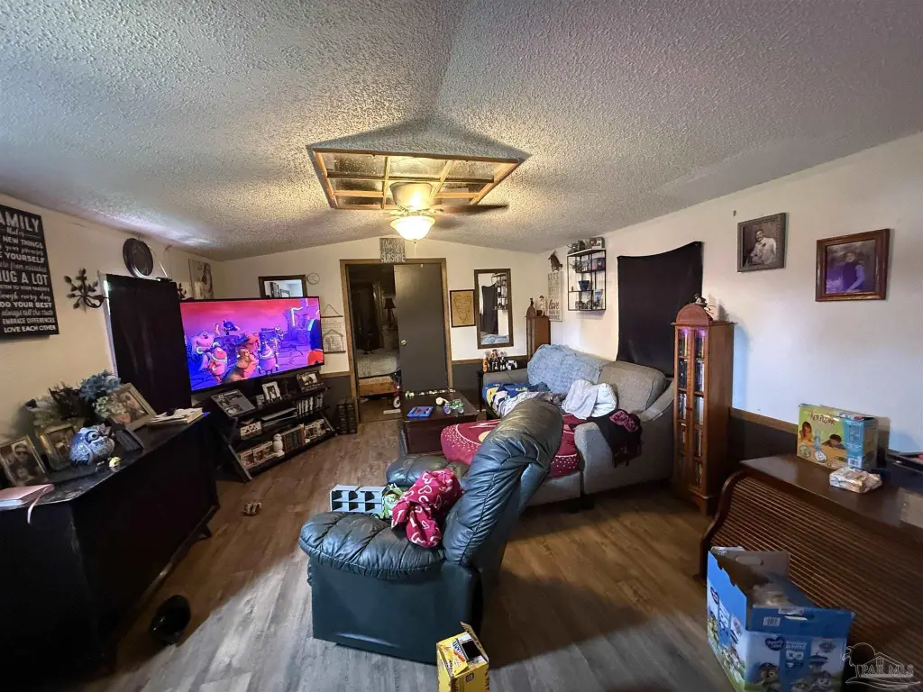 Picture 19