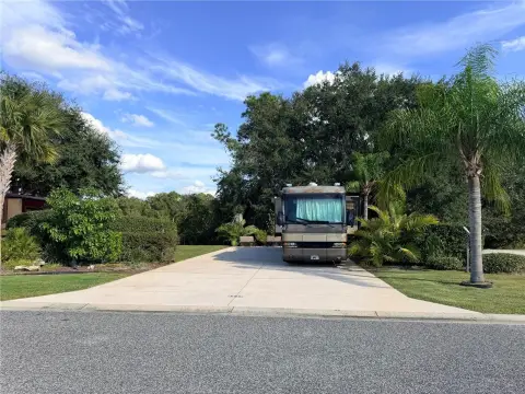 Motorcoach Resort Property in Florida