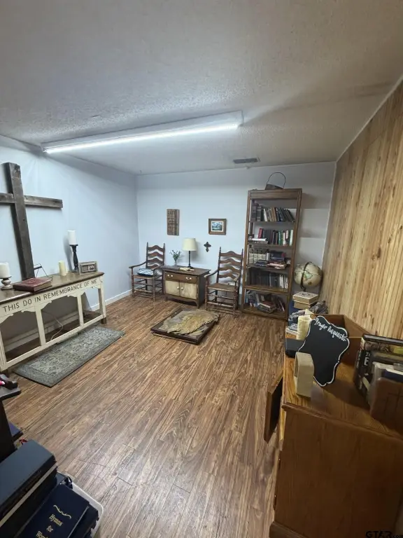 Picture 8