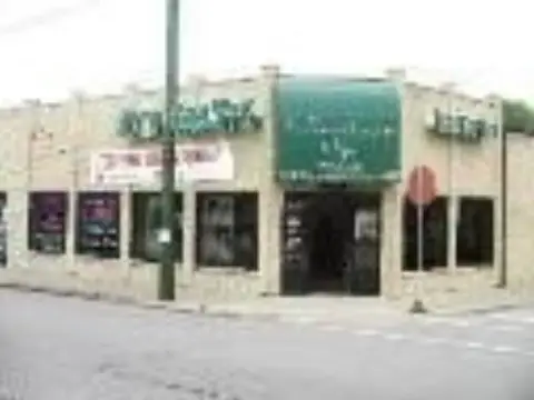 Archer Avenue Retail/Office Space