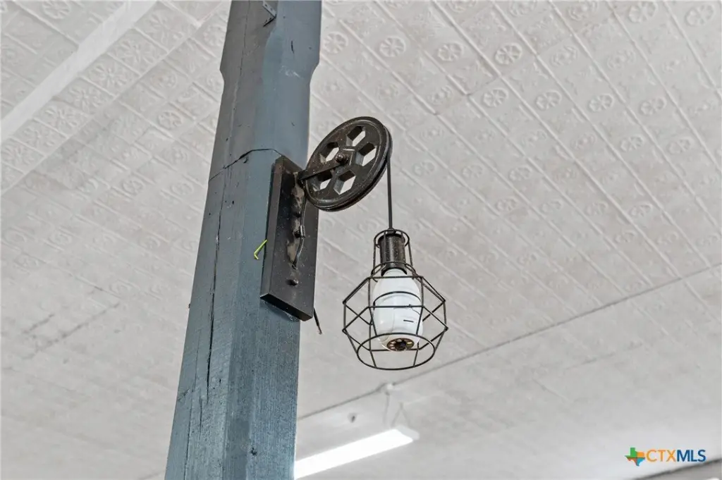 Picture 33