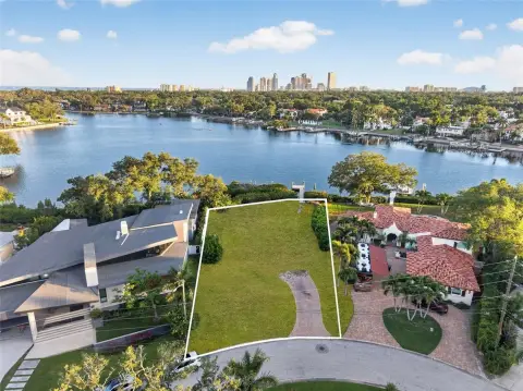 Waterfront Land on Coffee Pot Bayou
