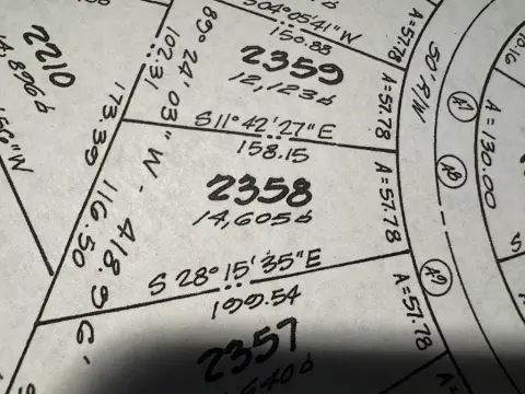 Land in Captain's Cove