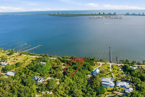 Waterfront Lot on Intracoastal Waterway