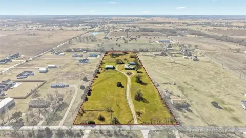 Gunter, TX: 10 Acre Land