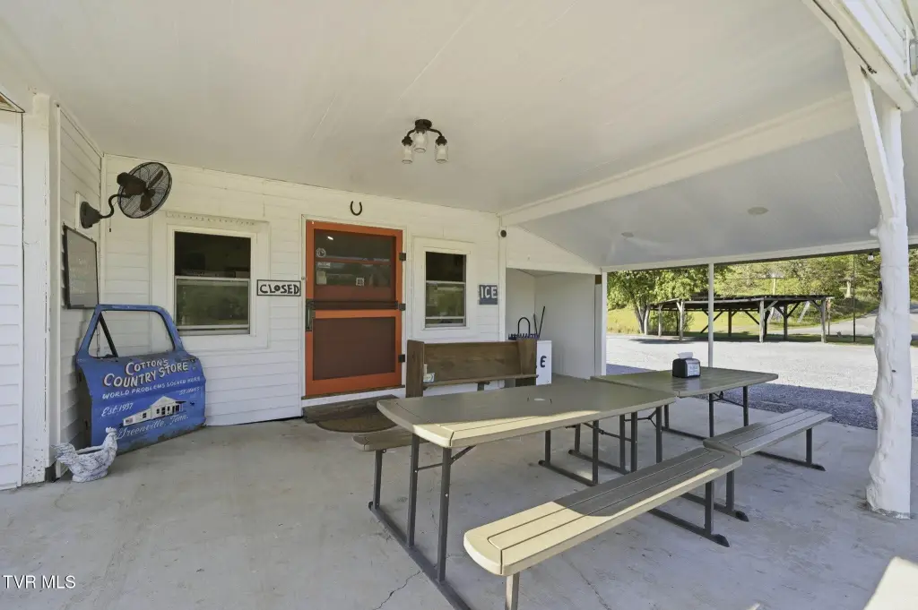 Picture 10