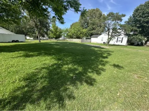 Residential Lot in East Prairie