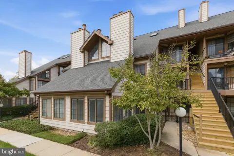 One-Bedroom Income Condo