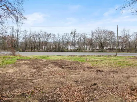 Commercial Lot on Malvern Road