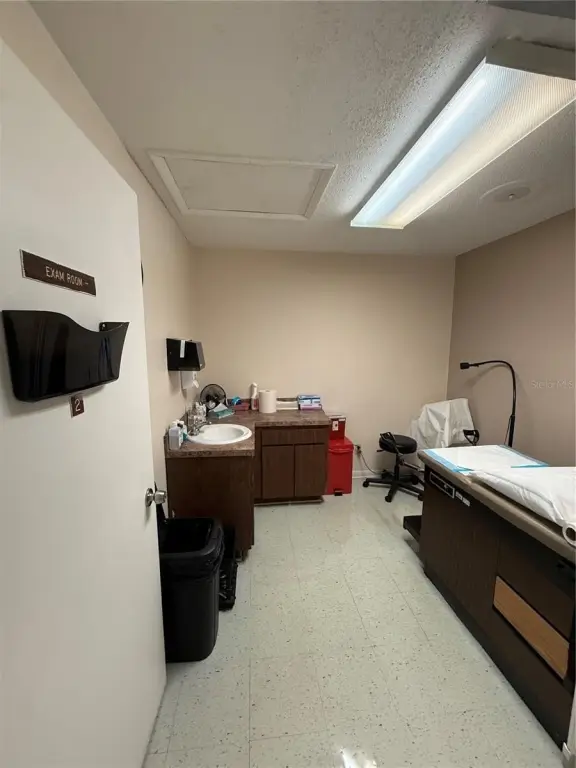 Picture 18