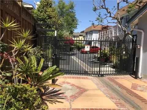 Upper-Level Apartment with Private Patio