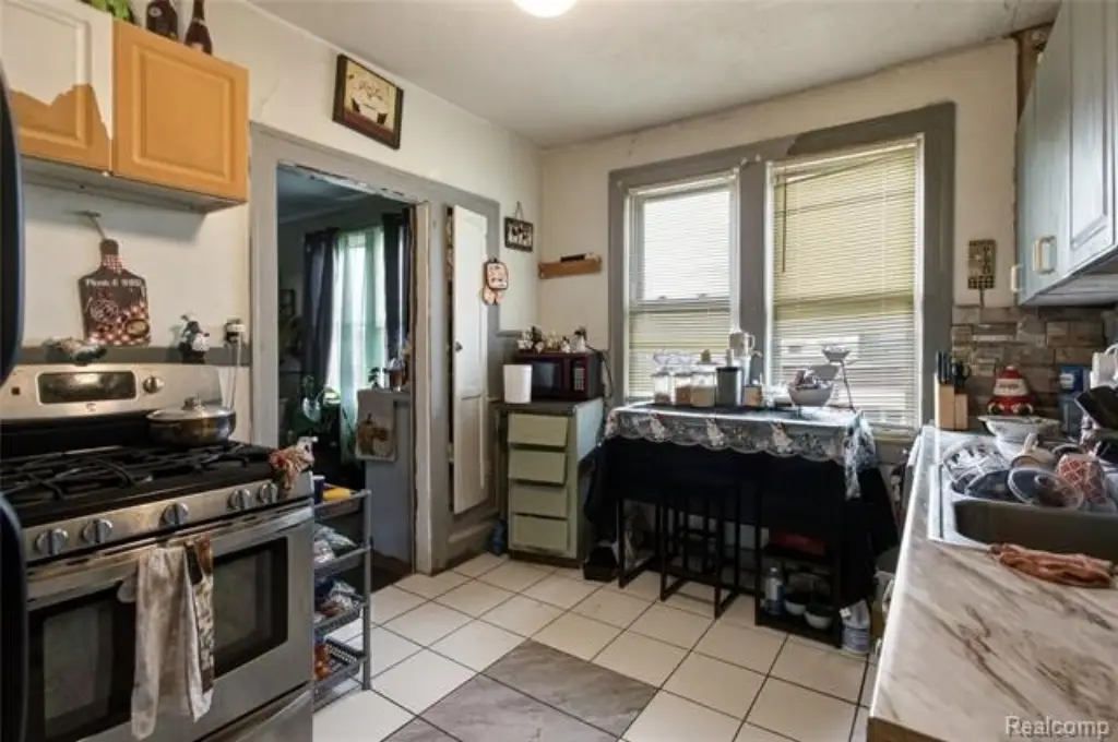 Picture 19