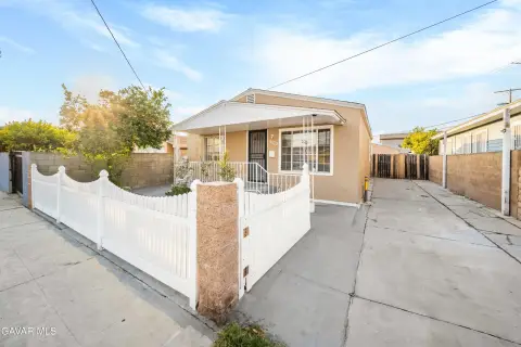 Los Angeles Multifamily Property For Sale