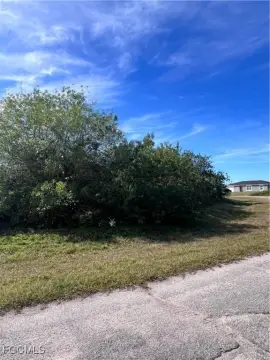 Port Labelle Oversized Residential Lot