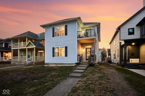 Kennedy-King Duplex with Carriage House