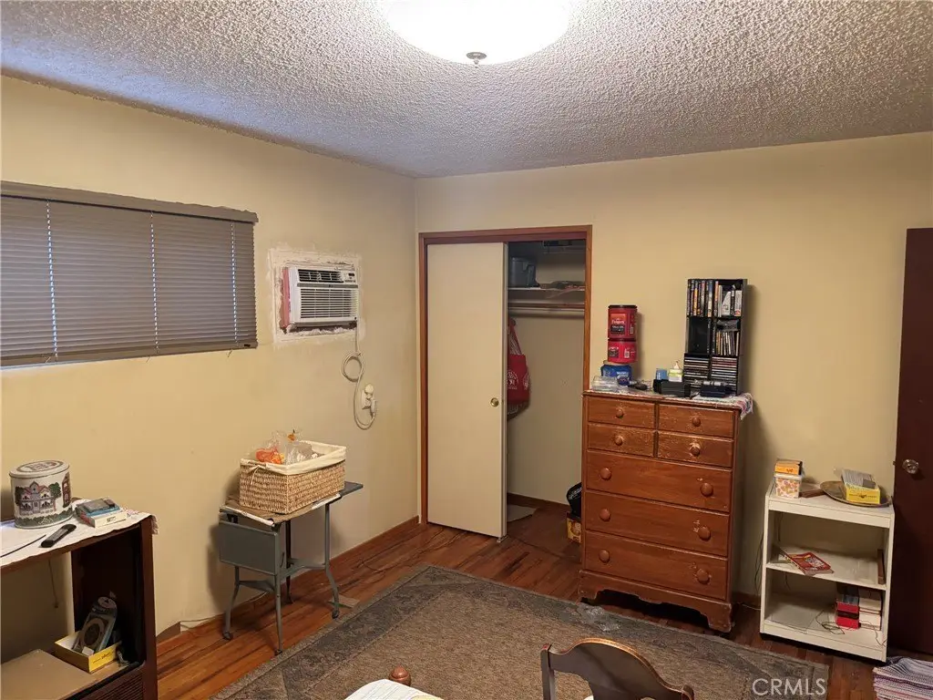 Picture 19
