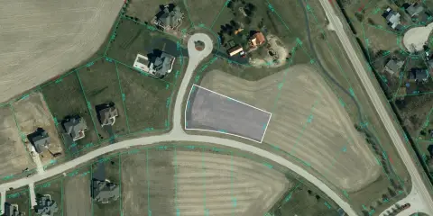 Acre-Plus Lot in Boone County