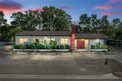 Clearwater Mixed-Use Building For Rent