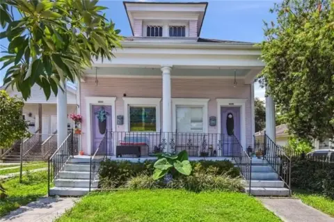 New Orleans Duplex with Yard