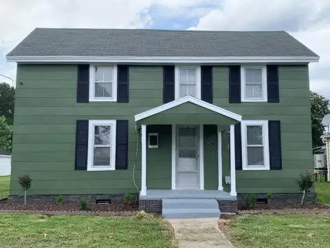 Move-in Ready Home Near Harbor