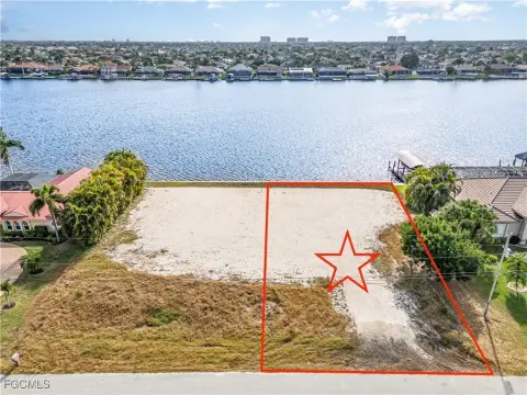 Waterfront Lot with Gulf Access