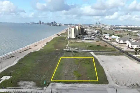 Beachfront Commercial Lots in Corpus