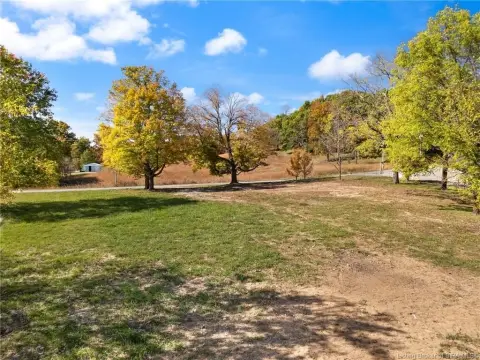 Land For Sale in Taswell