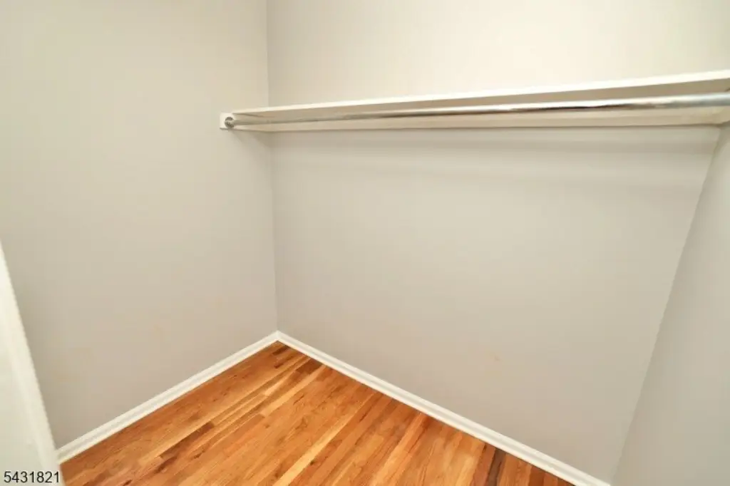 Picture 30
