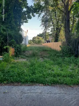 Level Lot on West Broadway