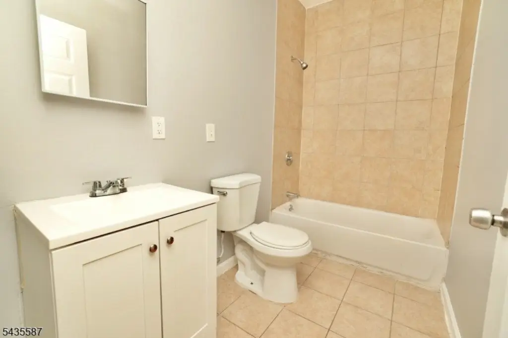Picture 18