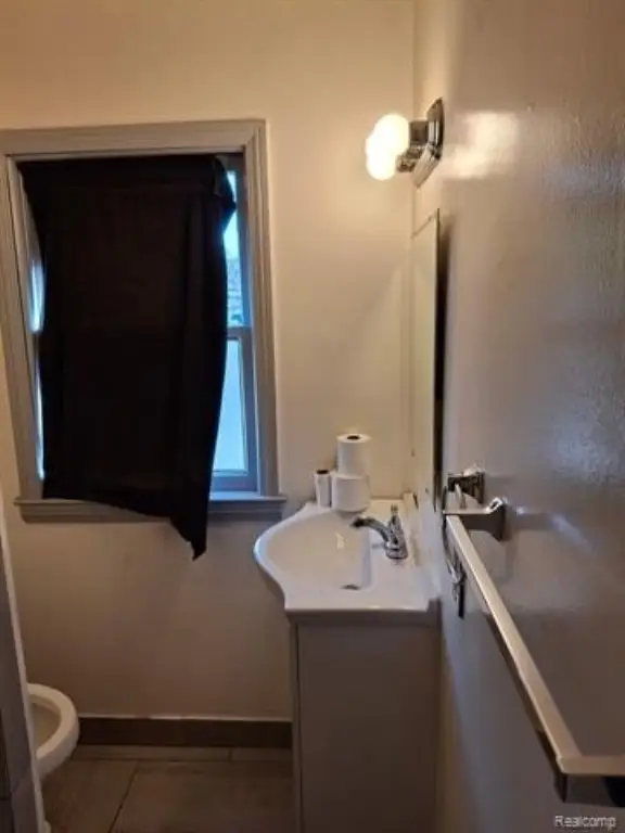 Picture 7