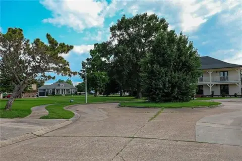 Residential Land in Chalmette, LA