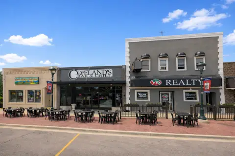 Mixed-Use Retail and Apartment Space