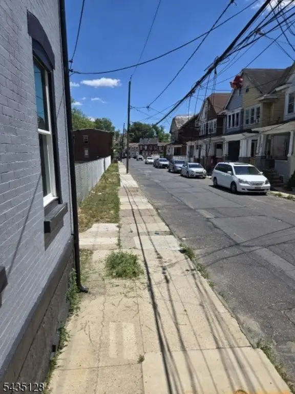 Picture 16