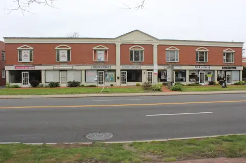 Hamden Commercial Space For Lease