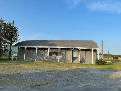 Retail Space in New Church