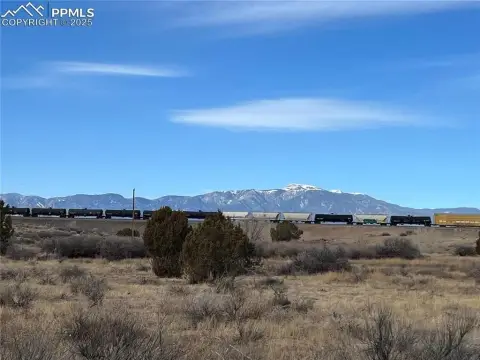 Colorado Land with Mountain Views