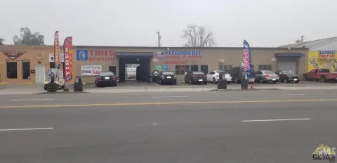 Established Commercial Property in Bakersfield