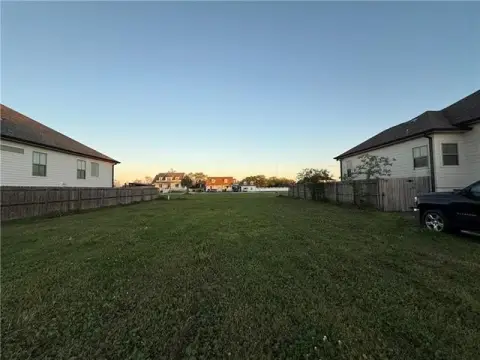 Vacant Land in St. Bernard